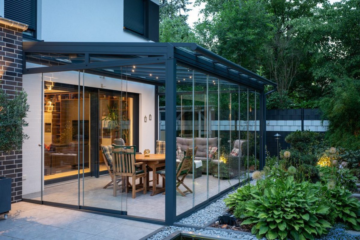 sommergarten-serie-veranda--innenliegend-glasschiebetuer-spotlights-17-medium1024 (1)